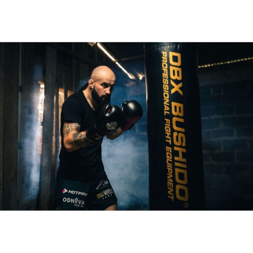 Prazna vreća za udaranje 140 x 31 cm DBX BUSHIDO 