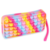 Spokey Antistresové srdíčkové školní silikonové pouzdro, barevné Spokey Antistresové srdíčkové školní silikonové pouzdro, barevné