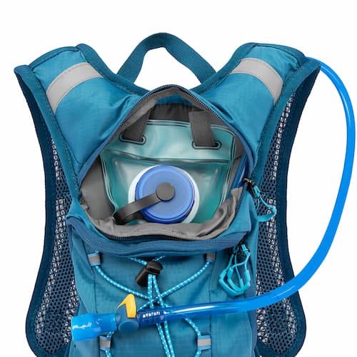 Spokey OTARO Sportski, biciklistički i trkački ruksak, 5 l, plavi Spokey OTARO Sportski, biciklistički i trkački ruksak, 5 l, plavi