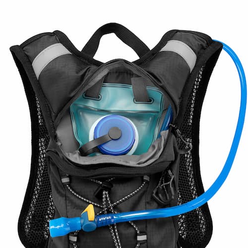 Spokey OTARO Sportski, biciklistički i trkački ruksak, 5 l, crni Spokey OTARO Sportski, biciklistički i trkački ruksak, 5 l, crni